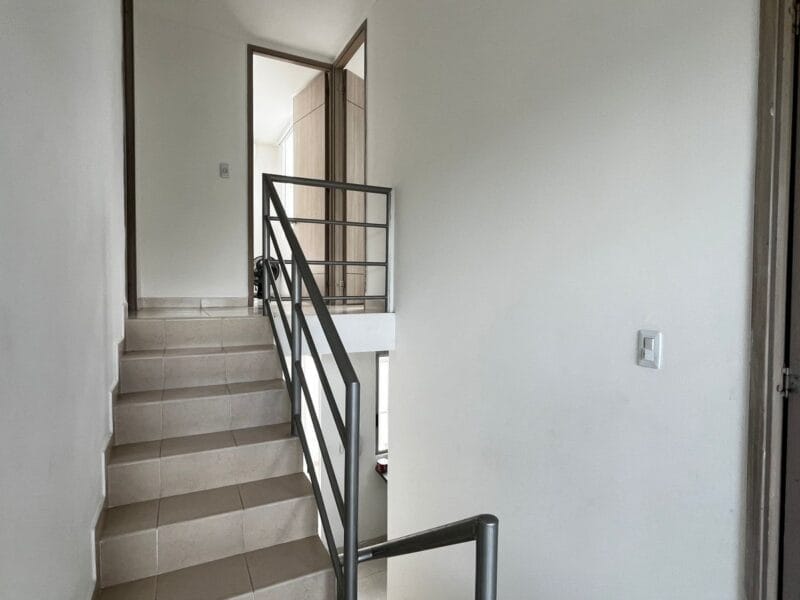 Casa de 3 Niveles Condominio Aposentos
