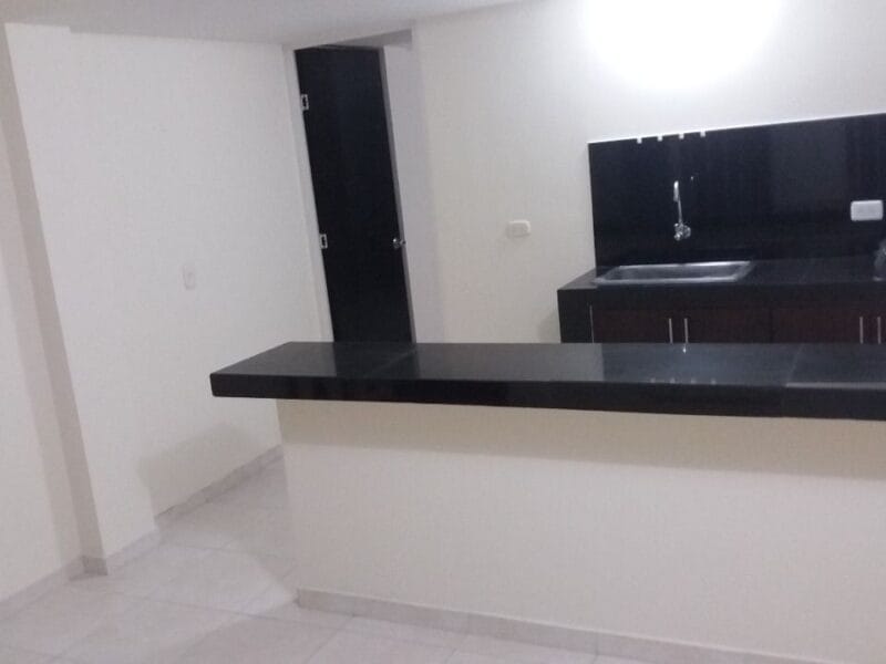 Casa dos Pisos con Aparta Estudio