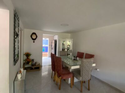 Casa en Conjunto Los Laureles Zona Oriente